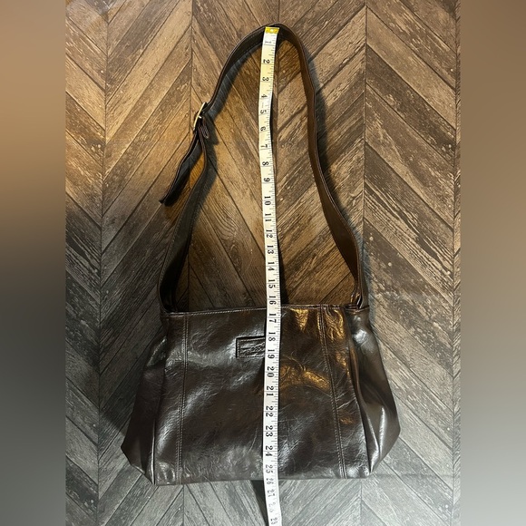 The Stone Dark Brown Women Leather Adjustable Strap Shoulder Bag - Picture 10 of 13